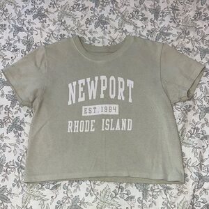 Brandy Melville baby tee